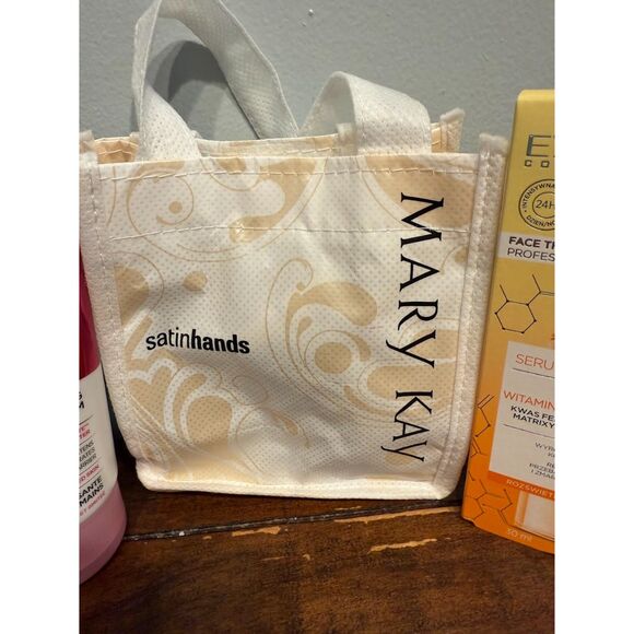 Beauty bundle - Picture 4 of 4